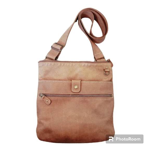 Vintage ROOTS Leather Crossbody Bag - Picture 8 of 11